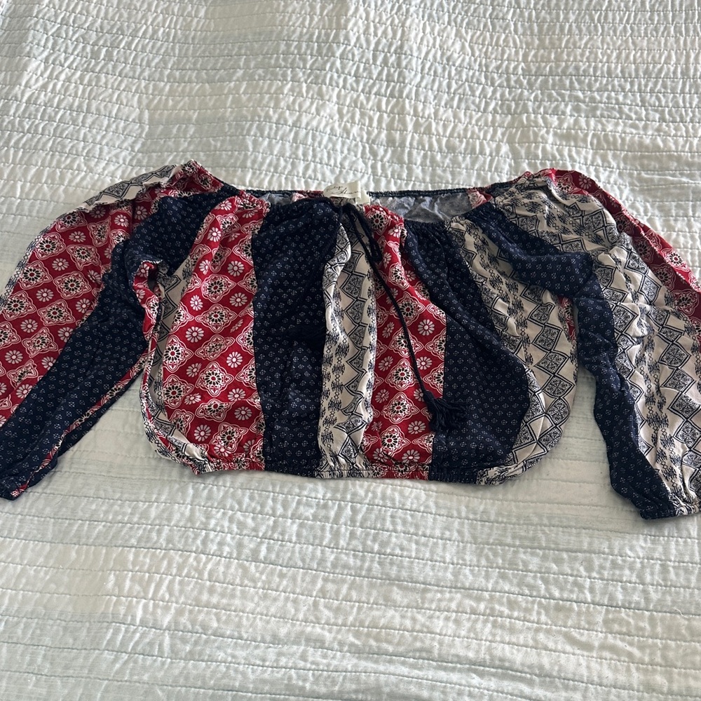 Vintage Havana Red and White Patterned Blouse crop